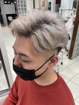 ヘアーアンドメイク トゥルース 天王台店(Hair&Make TRUTH) メンズ ブリーチ