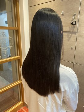 ルシア(LUCIA) 髪質改善トリートメント/ロングレイヤー