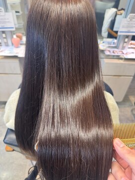 キャラ シャローネ 池袋(Chara Chalone) ナチュラルブラウン/艶髪カラー/艶トリートメント/たいし