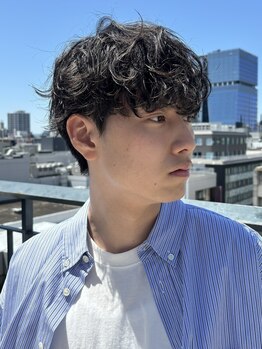スタンド 博多(STAND)の写真/【パーマ指名NO.1スタイリスト在籍/STAND】6月New　OPEN★メンズ専門店が博多に！ナチュラルな仕上がりに。