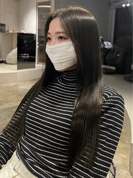 コモダ 神戸三宮(comoda) オリーブグレージュ