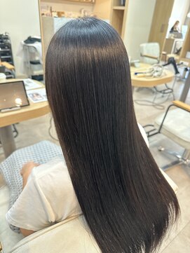 ロゴス 湖北本店(LOGOS) ミディアムヘア/暗めカラー/グランマッシュ/天王台