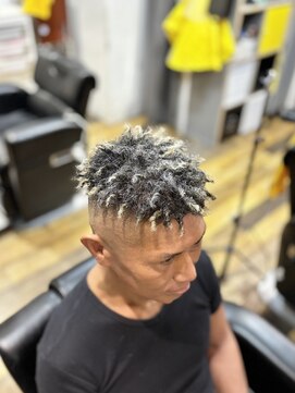 バーバーブロス(BAR BER bro's) スパイキーアフロ/浦安/メンズパーマ/理容室/スキンフェード