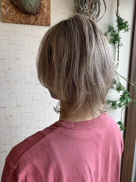 グラムアッシュ(GLAM ASH) ホワイトベージュカラー