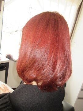 コア フィール ア デイ(COIFFURE A DAY) 【見附今町M3D】フラッシュピンク