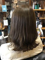 オーバーキャプテンネイキッド(OVER CAPTAIN NAKED) ミディアムヘア オリーブブラウン