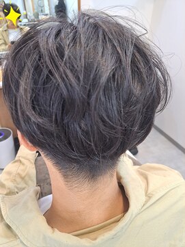 マスターピース(masterpiece) くせ毛風カット