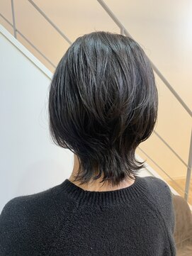 マイン(MINe) クビレショートウルフ【デザイナー徳盛】