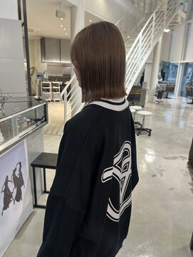 ブランコトレス 鏡島(BLANCO tres) ぷつっとボブ