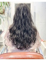 コンビネーション(combination)&nbsp;ロングパーマ　かかりにくい方対応　オリーブベージュカラー