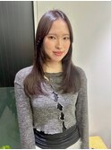 ラベンダーベージュにロングレイヤー