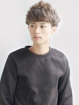 トリート 市川店(TREAT) クリアベージュ×束感ショート_市川