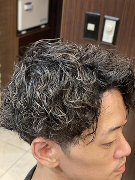 ヘアーモードキクチ 神田日銀通り店 神田ハードパーマ