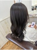 透明感のあるグレージュカラー