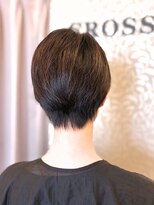 クロス(CROSS) 40代50代/白髪染め/耳下レイヤー/ハンサムショート