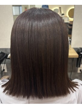 ソラナ 流山おおたかの森(solana) 切りっぱなしボブ