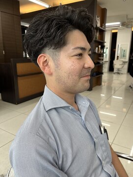 フラッグ 九大学研都市店(Flag) ビジネススタイル／アップバングツイスパ