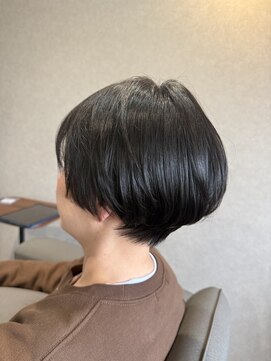 ツキヒ(TUKIHI) マッシュショートボブ