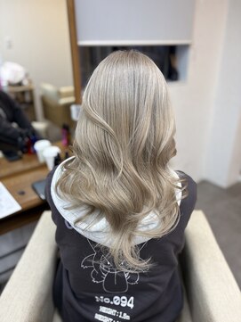 リングバイモアムー(Ring by Moremuu) ホワイトミルクカラー