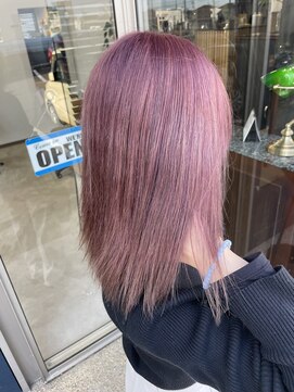 クワリ ピンクベージュカラー