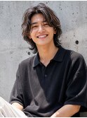 センターパートウルフ ×アップバング縦落ちサーフカールパーマ