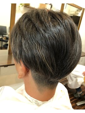 ヘアーアンドメイク きゃら(Hair&Make chara) メンズカット