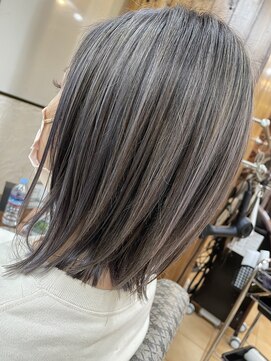 ヘアー デザイナーズ クルー ドルフィン(HAIR DESIGNERS CREW dolphin) silver highlight