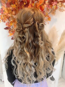 レア(Le'a) ハート・リボン・お花 全部詰め込み夢かわいいアレンジ♪