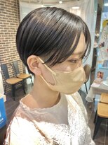 ヘアーアンドメイク ビス(HAIR&MAKE bis)&nbsp;女子も刈り上げスタイル人気です☆ももこ