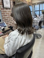 前髪パーマレイヤーロングアッシュカラーグレーベージュy15