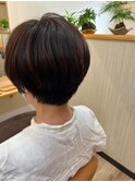 ブリーチなしカラー襟足スッキリ♪大人キレイな小顔ショートボブ