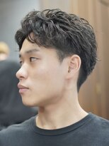 ノーエン(noen)&nbsp;波巻きスパイラルパーマツイストスパイラルパーマセンターパート