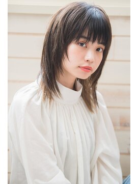 ポルテバイネオリーブ(Porte by neolive) 顔回りカットでオシャレに