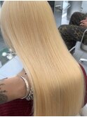 【ケアブリーチ】プラチナブロンド×艶ストレート