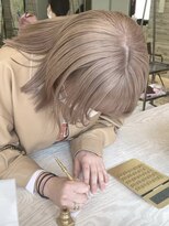 ザスリック 代官山(THE SLICK) ベージュ