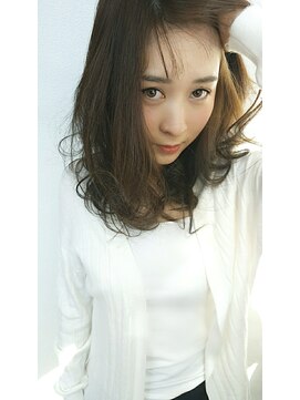 ヘアーラウンジ アンフィ 井土ヶ谷(Hair Lounge Anphi) 【Anphi】グレージュグラデーション