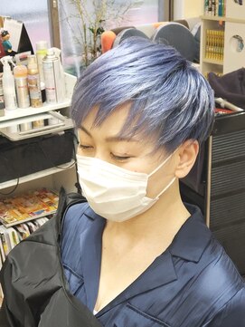 サムブリッジ(SOMEBRIDGE) ★ネイビーブルーグラデーション ショート★【SOMEBRIDGE亀有】