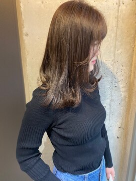 ヌイ 横浜(nui) レイヤーベージュ_エアリーミディホワイトアッシュ