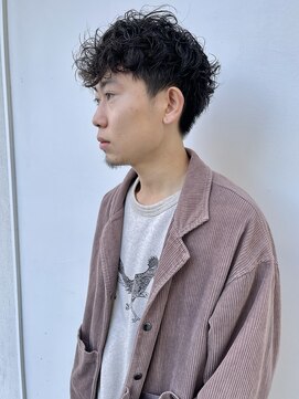 ヘアー アイス カンナ(HAIR ICI Canna) 刈り上げツーブロックマッシュパーマ センターパート金山 / 井上