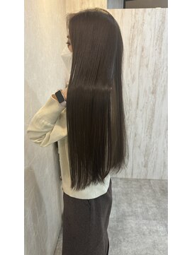 ジーナ 北千住ミルディス通り(Zina) オリーブグレージュ＊髪質改善＊美髪【Zina北千住ミルディス】