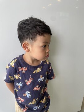 ヨロ(YoLo.) キッズカット