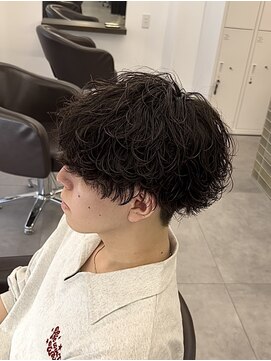 エイド 渋谷(aid) 刈り上げマッシュ×波巻きパーマ