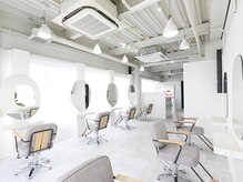 ルポ 京都四条河原町店(repos)の雰囲気（8/1リニューアルオープン！京都から最新のトレンドを提供♪♪）