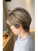 ケアブリーチ　プラチナブロンドシャドウルーツ