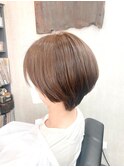 ナチュラルな動き×上品な抜け感　大人ショートボブ/レイヤー