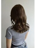 ブラウンカラー／巻き髪／韓国ヘア／アッシュブラウン／ロング