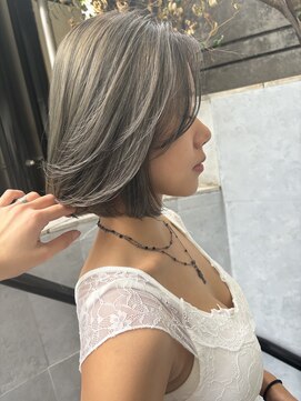 ノス 表参道(NOOS) カーキグレージュ