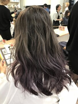 ペネロープ(Penelope) グレージュ×バイオレットグラデーション