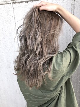 メリー(merry craftsman's factory) ハイライトグレージュ!