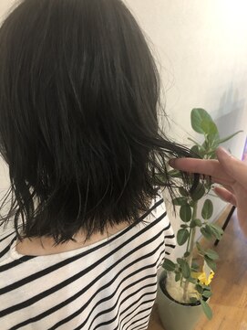 シキ(Shiki) ボブ×グレージュ